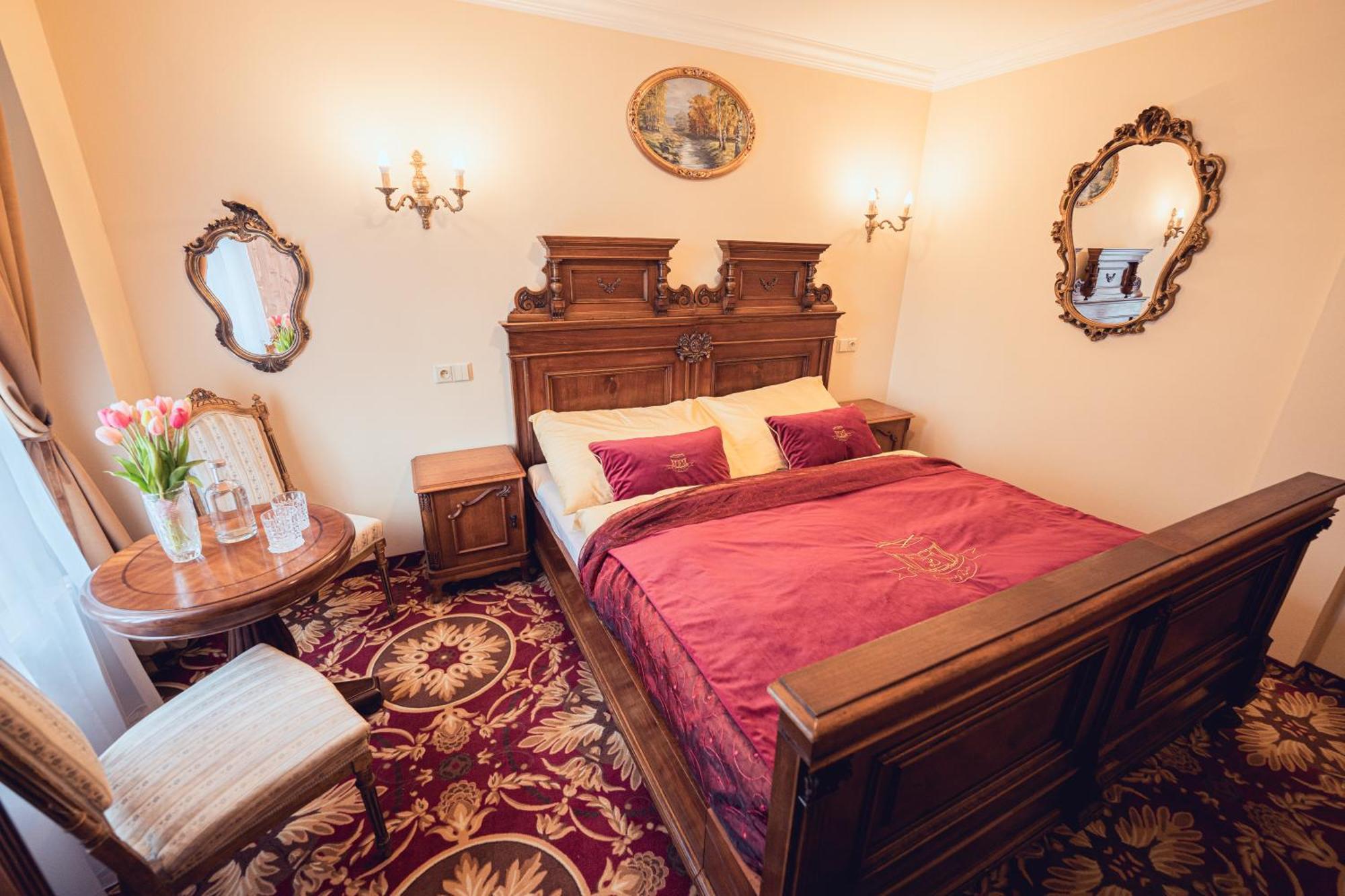 Hotel Svatojansky Dvur Prag Rum bild