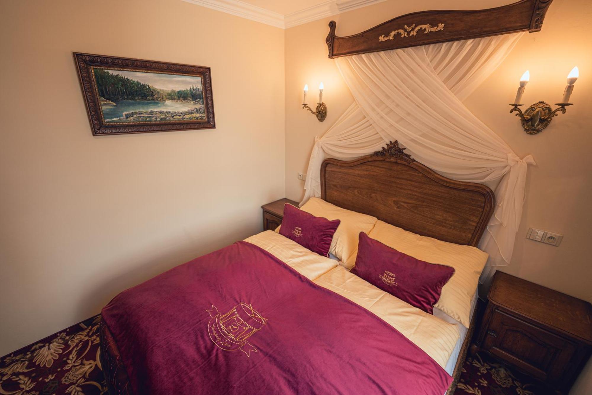 Hotel Svatojansky Dvur Prag Rum bild